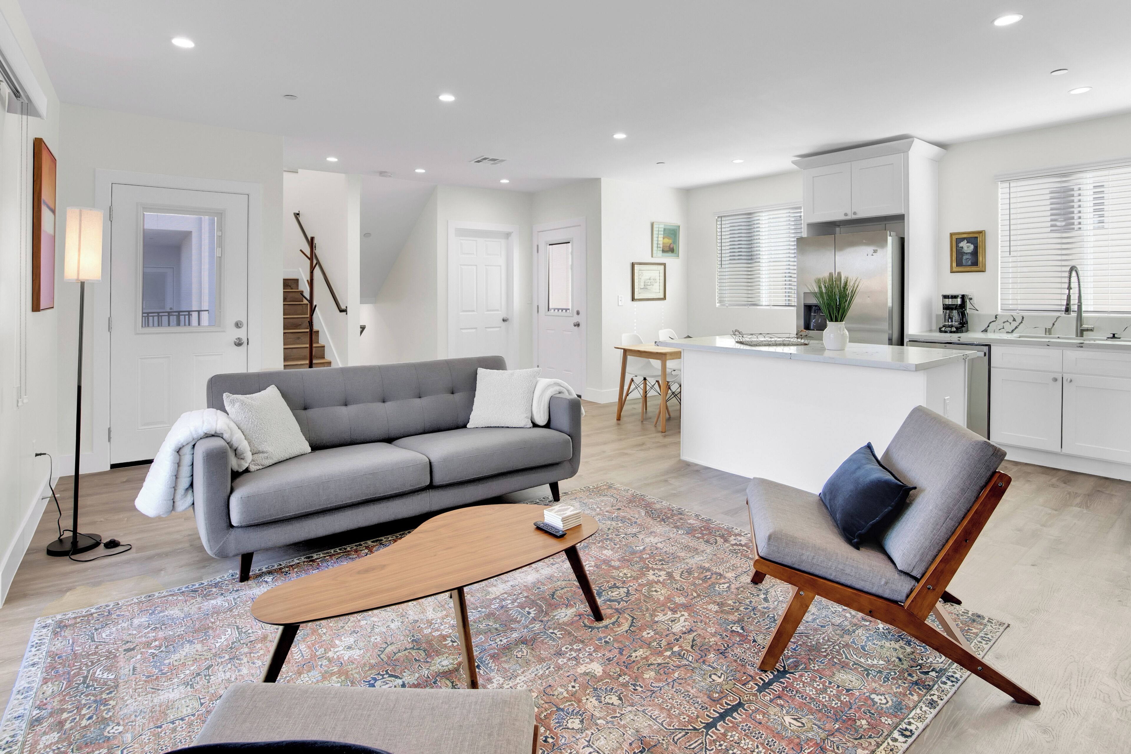 تلفزيون ذكي، مكتب