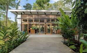 Front of property - Villa Opalo (Cahuita)