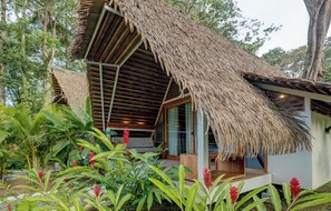 Villa, 5 Bedrooms, Private Pool, Garden View | 5 bedrooms, blackout drapes, free WiFi - Villa Opalo (Cahuita)