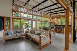 Interior - Villa Opalo (Cahuita)