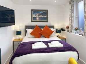 1 bedroom, free WiFi, bed sheets