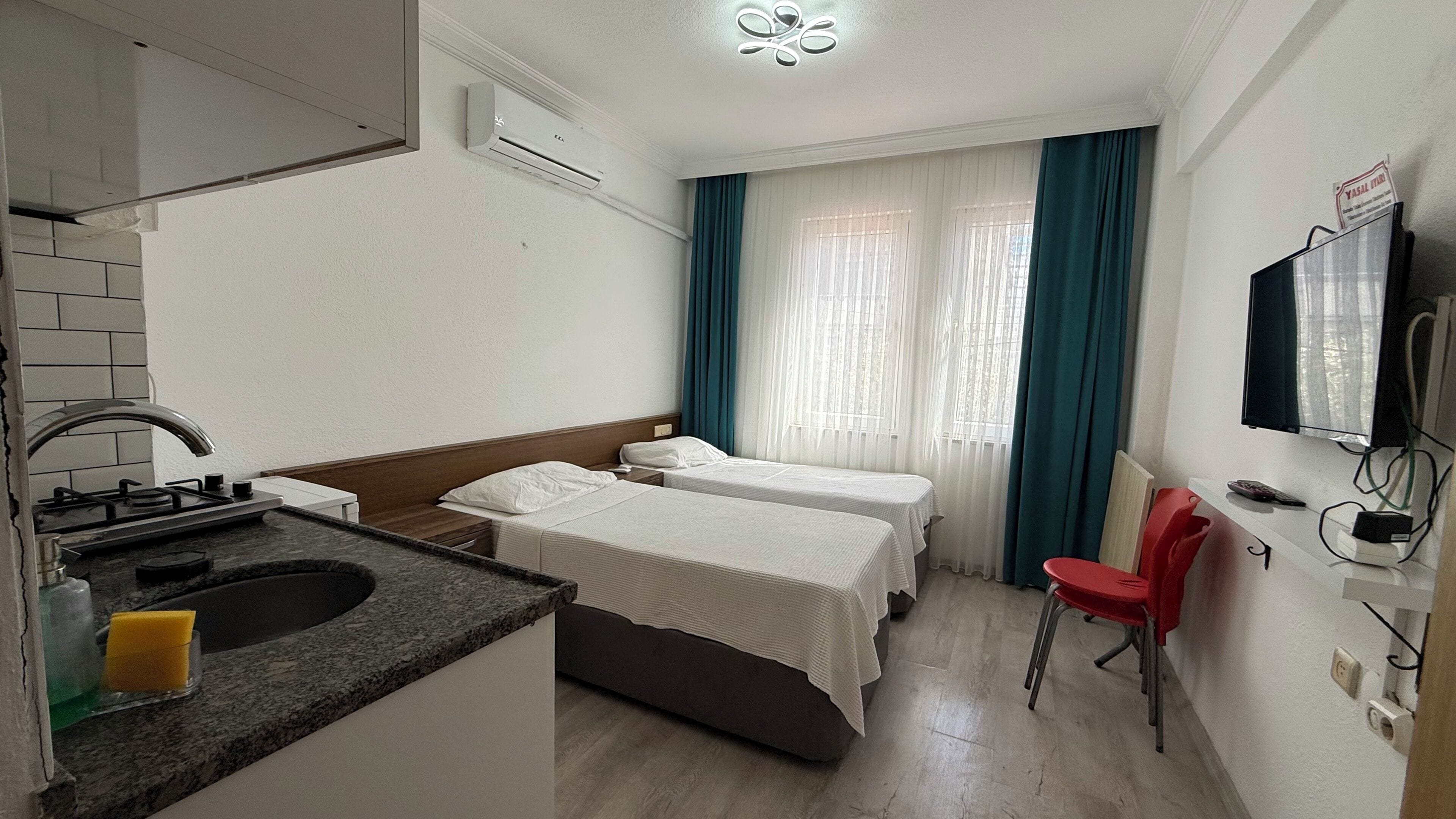 Apartamento, vistas parciales al mar | Sistema de insonorización y wifi gratis