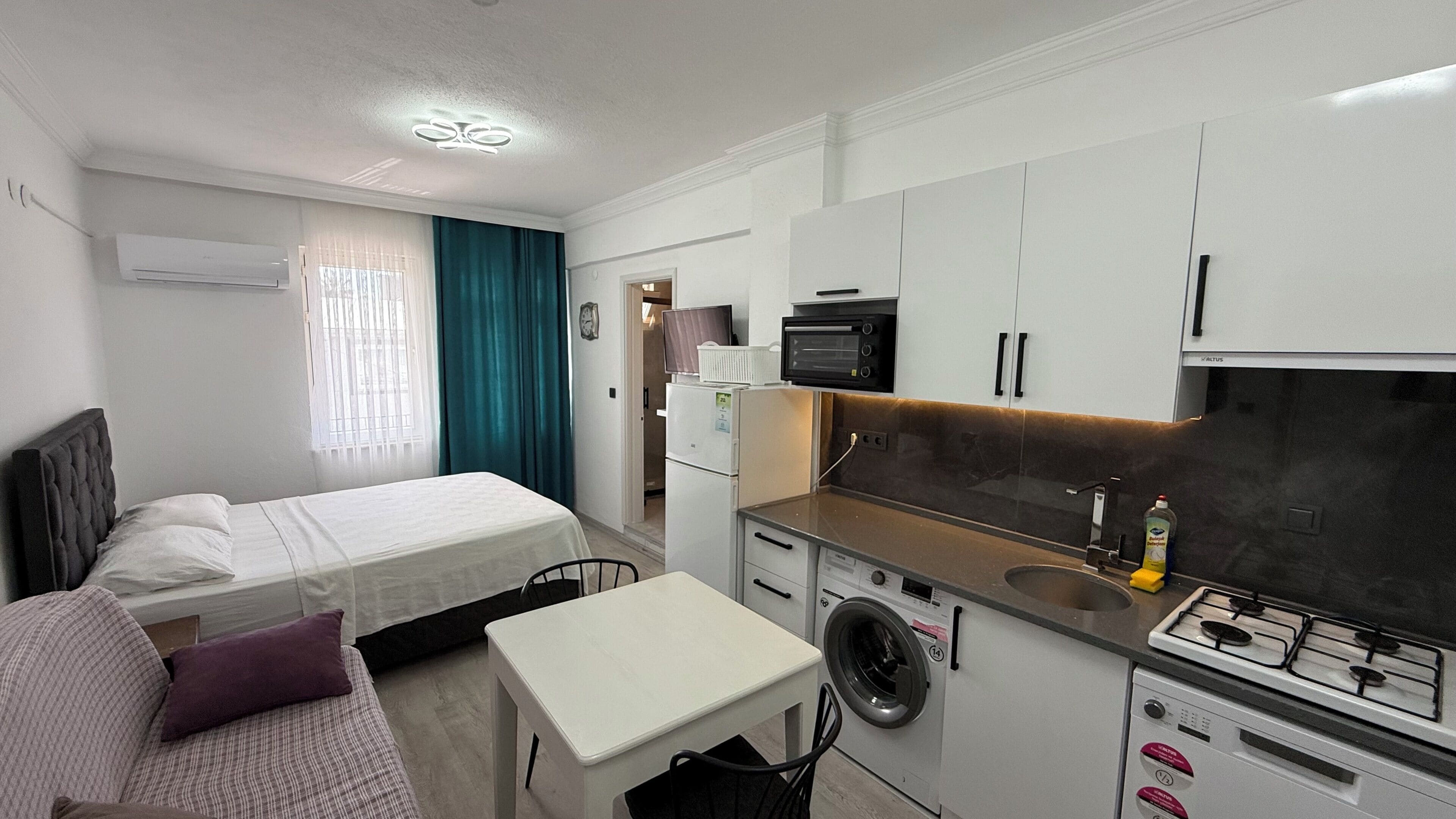 Apartamento, vistas parciales al mar | Sistema de insonorización y wifi gratis