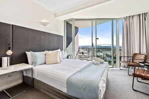 1 bedroom, in-room safe, free WiFi, bed sheets