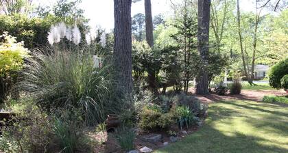 NEW Two Bedroom Suite Nestled in Stunning Backyard Garden