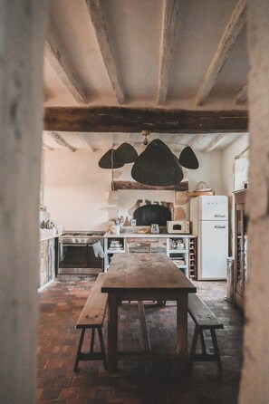 Dining - Perche Effect Le Petite Hameau du Perche for country living. (Val-au-Perche)