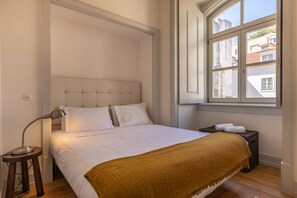 2 chambres, fer et planche à repasser, accès Internet, draps fournis