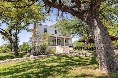 Historic Tyler House in Salado