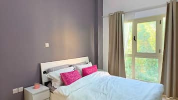 4 chambres, fer et planche à repasser, Wi-Fi gratuit, draps fournis