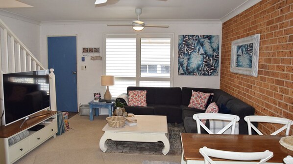 تلفزيون ذكي