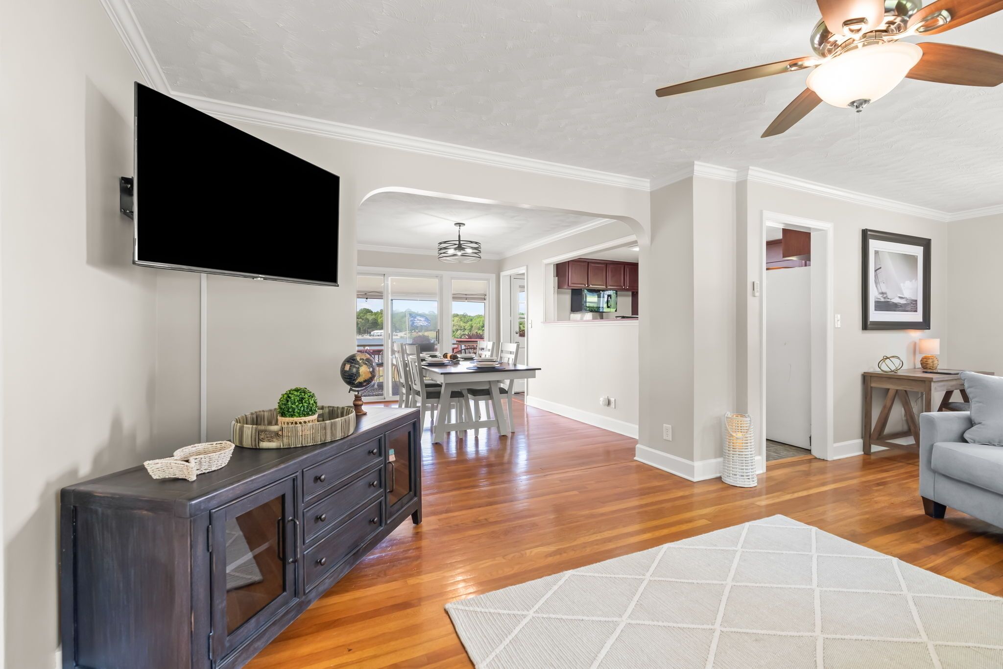 Lakeside Home: Sunset Views, Marina, Golf, Tennis - High Point