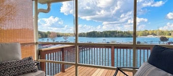 Lakeside Home: Sunset Views, Marina, Golf, Tennis
