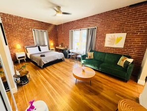 1 chambre, fer et planche à repasser, Wi-Fi, draps fournis