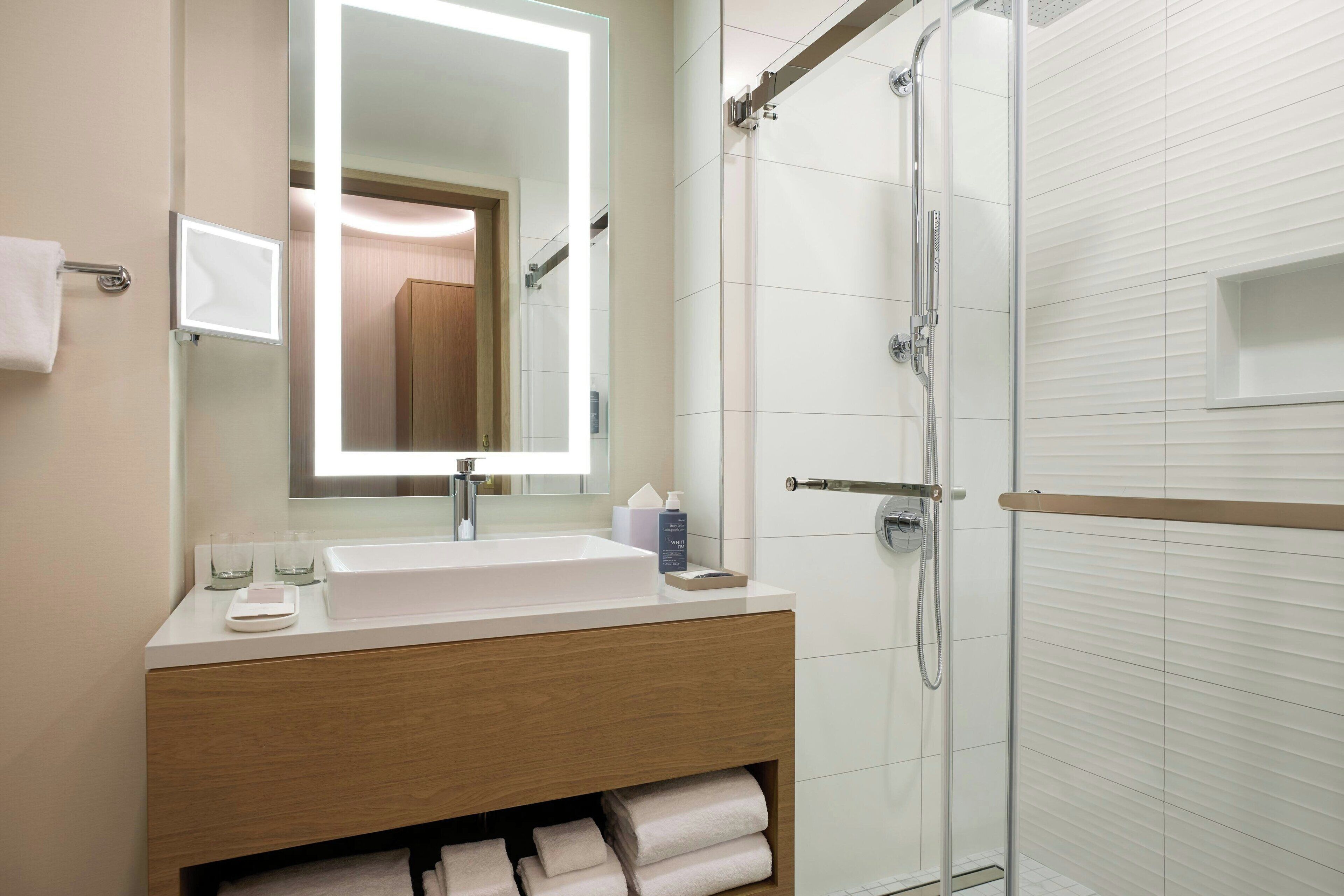 Photo - The Westin Flushing Laguardia Airport