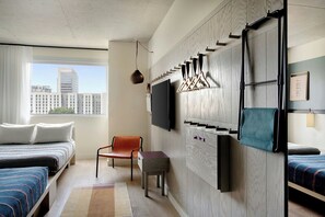 Fer et planche à repasser, Wi-Fi gratuit, draps fournis