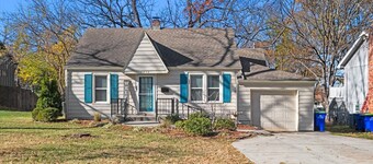 Charming Bungalow with Spacious Yard
