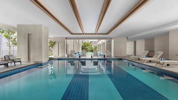 2 piscines couvertes