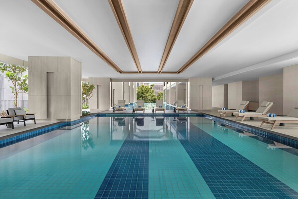 2 indoor pools