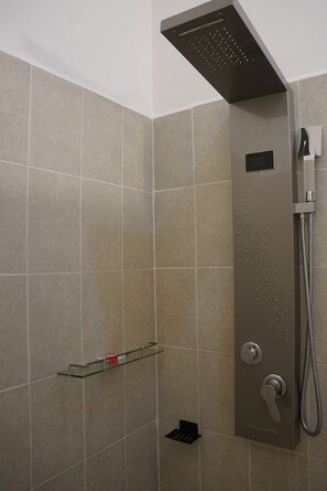 Towels, soap, toilet paper - Casa Esperanza, walking distance to the ocean (Playa Estacahuite) (Estacahuite)
