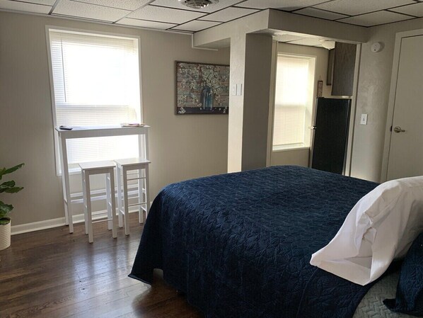 1 bedroom, iron/ironing board, free WiFi, bed sheets