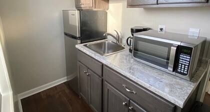 (36)-Estudio-Baño Privado-Vista a la Ciudad