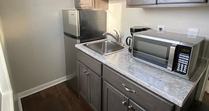 (26)-Clásico-Estudio-Baño privado