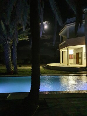 Udendørs pool