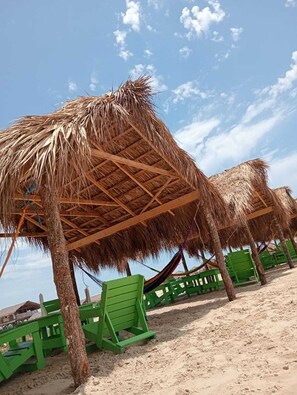 On the beach - Antonio's Miramar Hotel  (Ciudad Madero)
