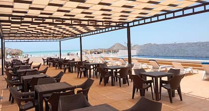 Antonio's Miramar Hotel