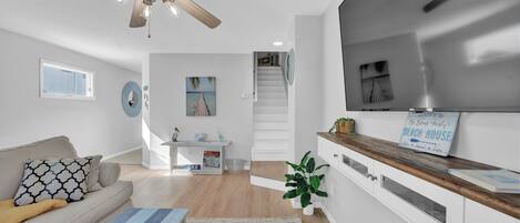 تلفزيون ذكي