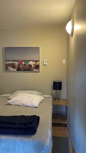 1 soverom, wi-fi (inkludert) og sengetøy