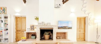 CasAntonia, only 35 km from Puy du Fu Toledo, ideal house for families.