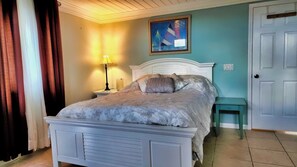 1 habitación, escritorio, tabla de planchar con plancha y wifi gratis 
