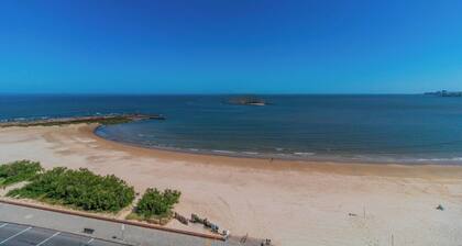 A place to enjoy. Best views and location in all Montevideo.