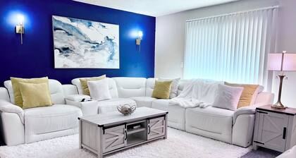 Glamorous 2bed Apartment/Minutes to Braves Stadium