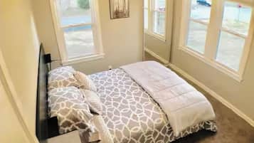 2 Schlafzimmer, Bügeleisen/Bügelbrett, WLAN, Bettwäsche