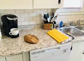 Microondas y lavavajillas 