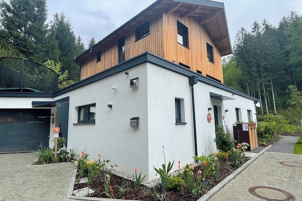 Wohnung mit Parkplätzen direkt vor der Türe