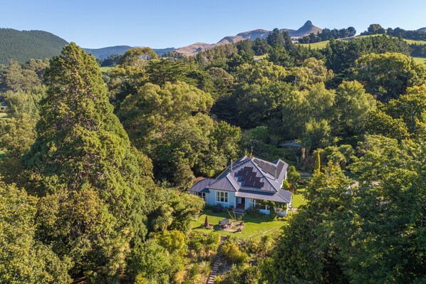 Exterior - Overleigh Homestead (Port Levy)