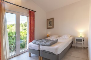 5 chambres, Wi-Fi gratuit, draps fournis