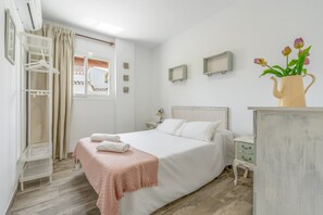 2 bedrooms, free WiFi, bed sheets