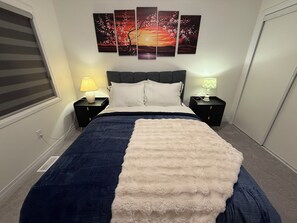 3 chambres, fer et planche à repasser, Wi-Fi gratuit, draps fournis