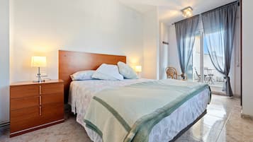 5 camere, ferro/asse da stiro, Wi-Fi gratuito, lenzuola