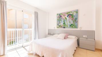 3 quartos, ferros/tábuas de passar roupa, Wi-Fi de cortesia