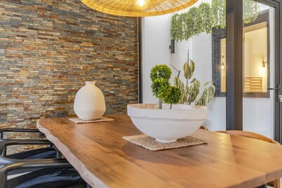 RentitSpain Casa Lavadero: History and Comfort