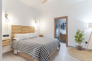 4 bedrooms, WiFi, bed sheets