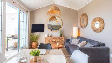 Télévision, table de tennis de table