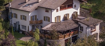 Gasthof Kirchsteiger 'Zimmer 10' with Lake View, Shared Terrace and Wi-Fi