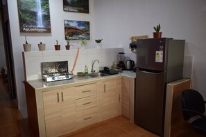 Apartment, 1 Bedroom, Smoking | Interior