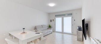 Apartment Leuca di Bolina with Private Terrace, Wi-Fi and Air Conditioning